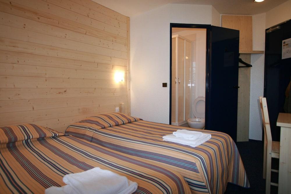 Kyriad Direct Dreux Exterior foto